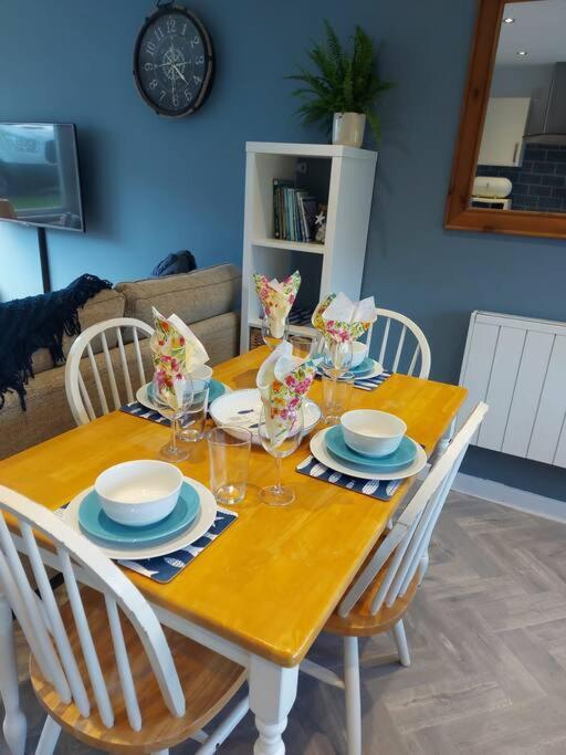 Galwad Y Mor A Coastal Escape In Pembrokeshire'S National Parks Villa Lamphey Exterior photo