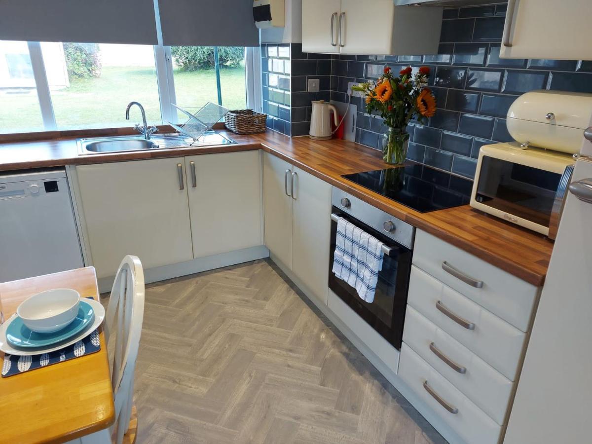Galwad Y Mor A Coastal Escape In Pembrokeshire'S National Parks Villa Lamphey Exterior photo
