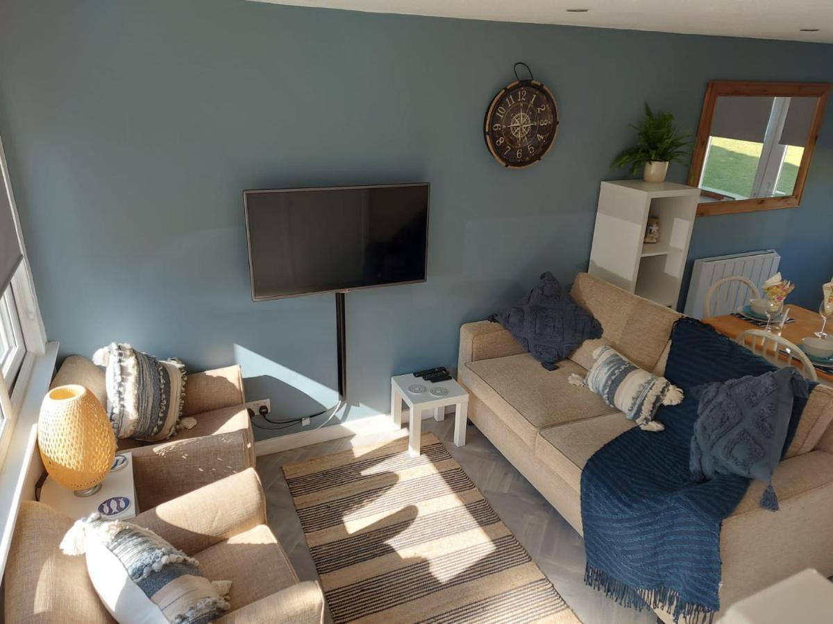 Galwad Y Mor A Coastal Escape In Pembrokeshire'S National Parks Villa Lamphey Exterior photo