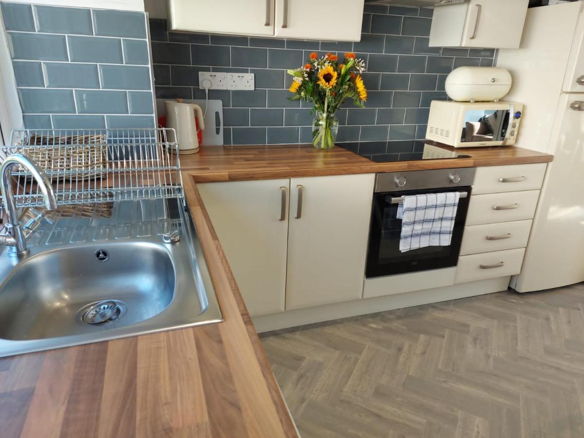 Galwad Y Mor A Coastal Escape In Pembrokeshire'S National Parks Villa Lamphey Exterior photo